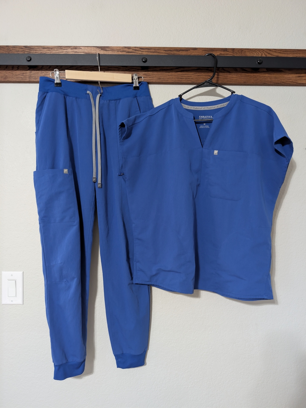Fabletics Women’s Royal Blue Jogger Scrub Set
